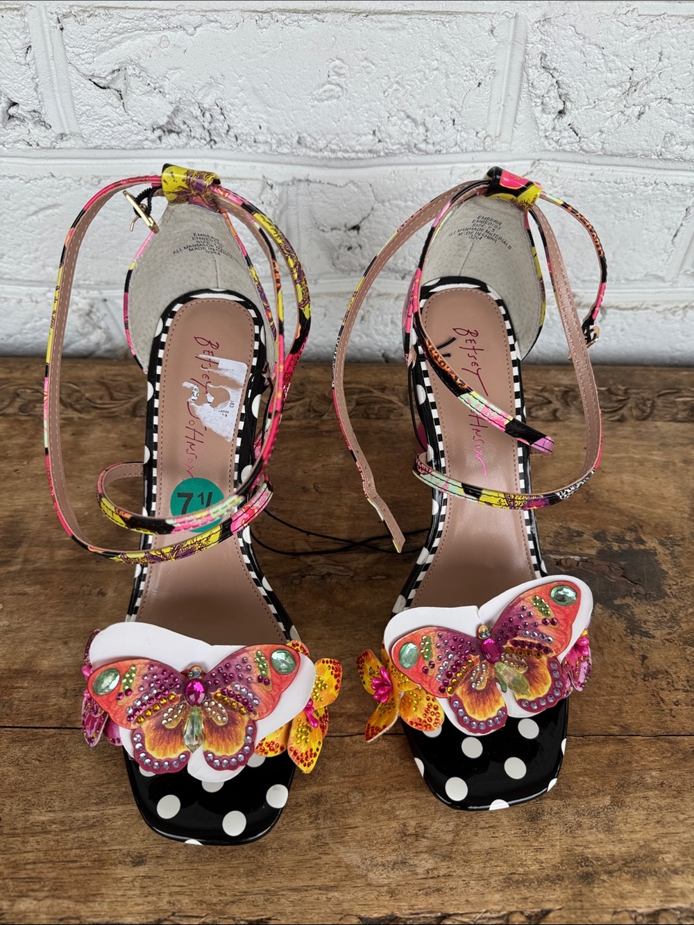 Brand New Betsey Johnson Pink Yellow Multicolor Butterfly Ankle-Strap Heels 7.5